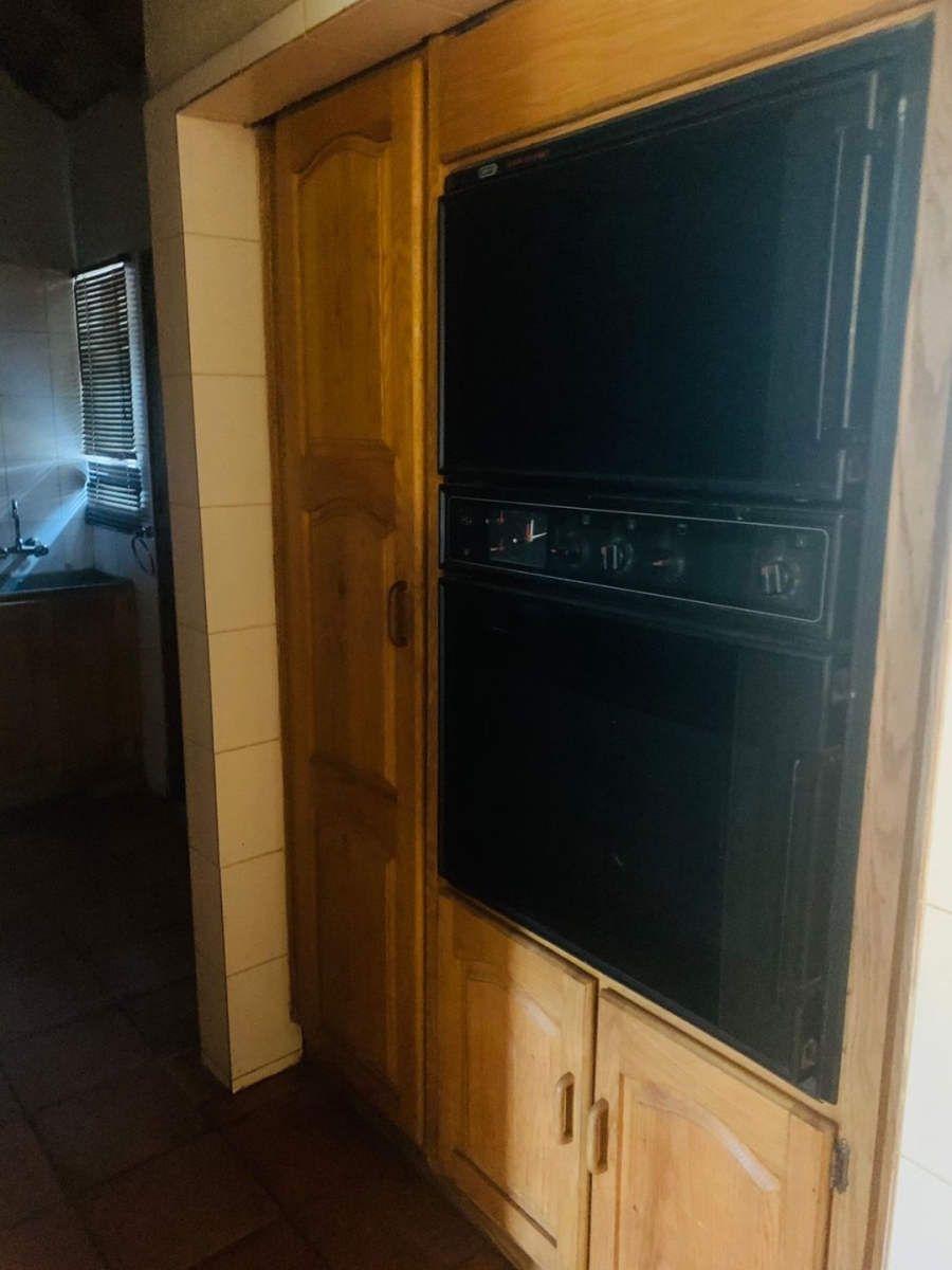 3 Bedroom Property for Sale in Wilkoppies North West